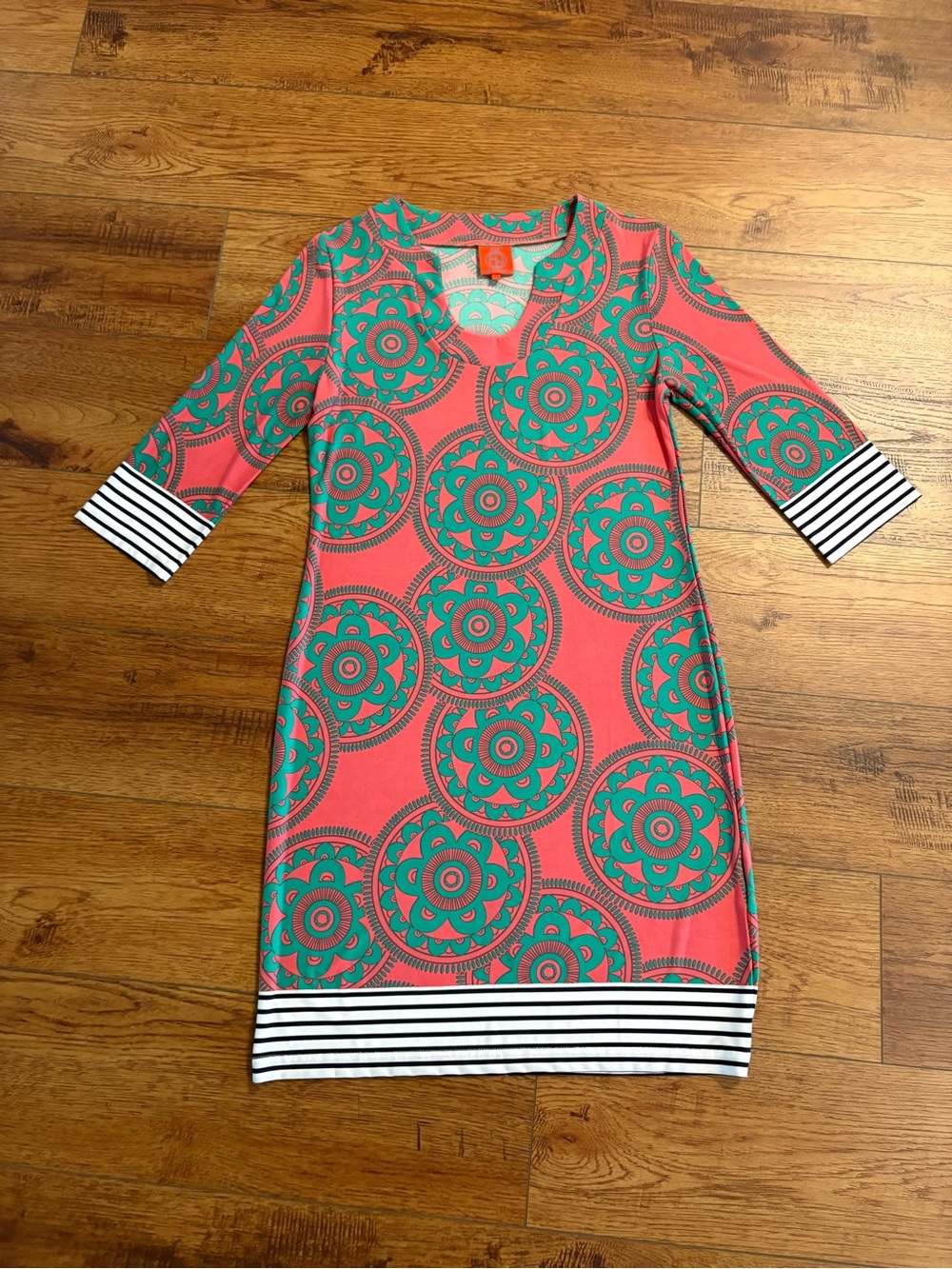 Tracy Negoshian Pink & Green Medallion Print Dress | Size Large